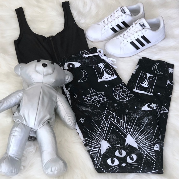 Dolls Kill Pants - Into the AM 👁‍🗨 Voodoo Kitty Joggers